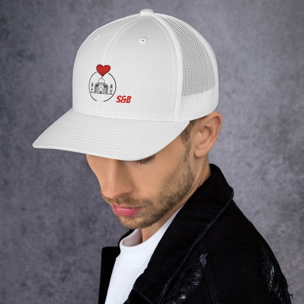 retro-trucker-hat-white-left-653592713444a.jpg